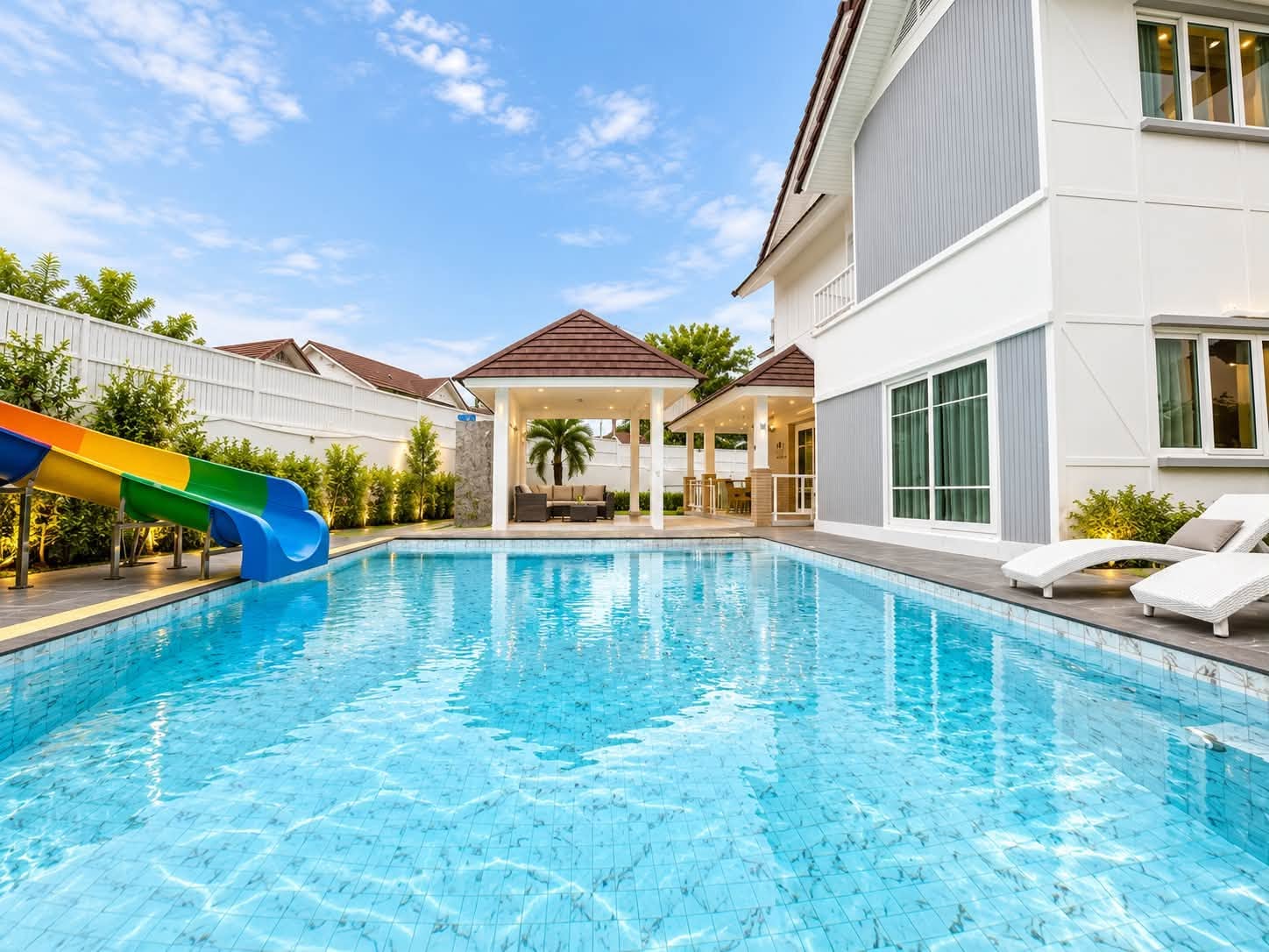 Villa · 4 ch. · Pattaya