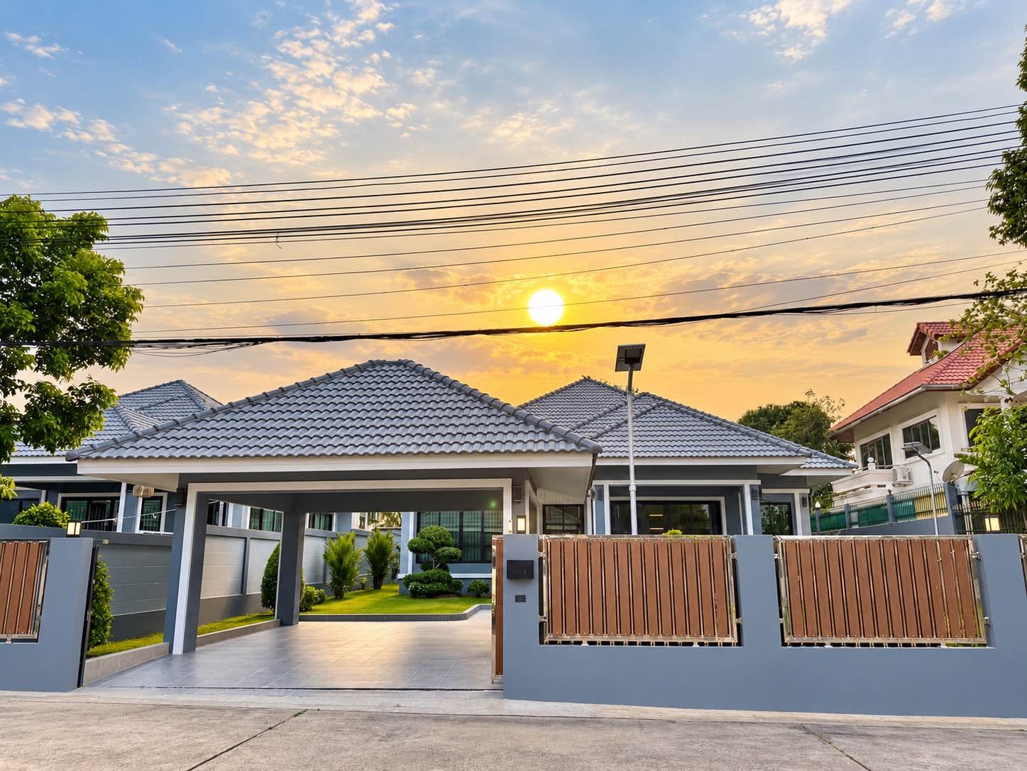 一戸建て · 3ベッドルーム · 220 m² · East Pattaya