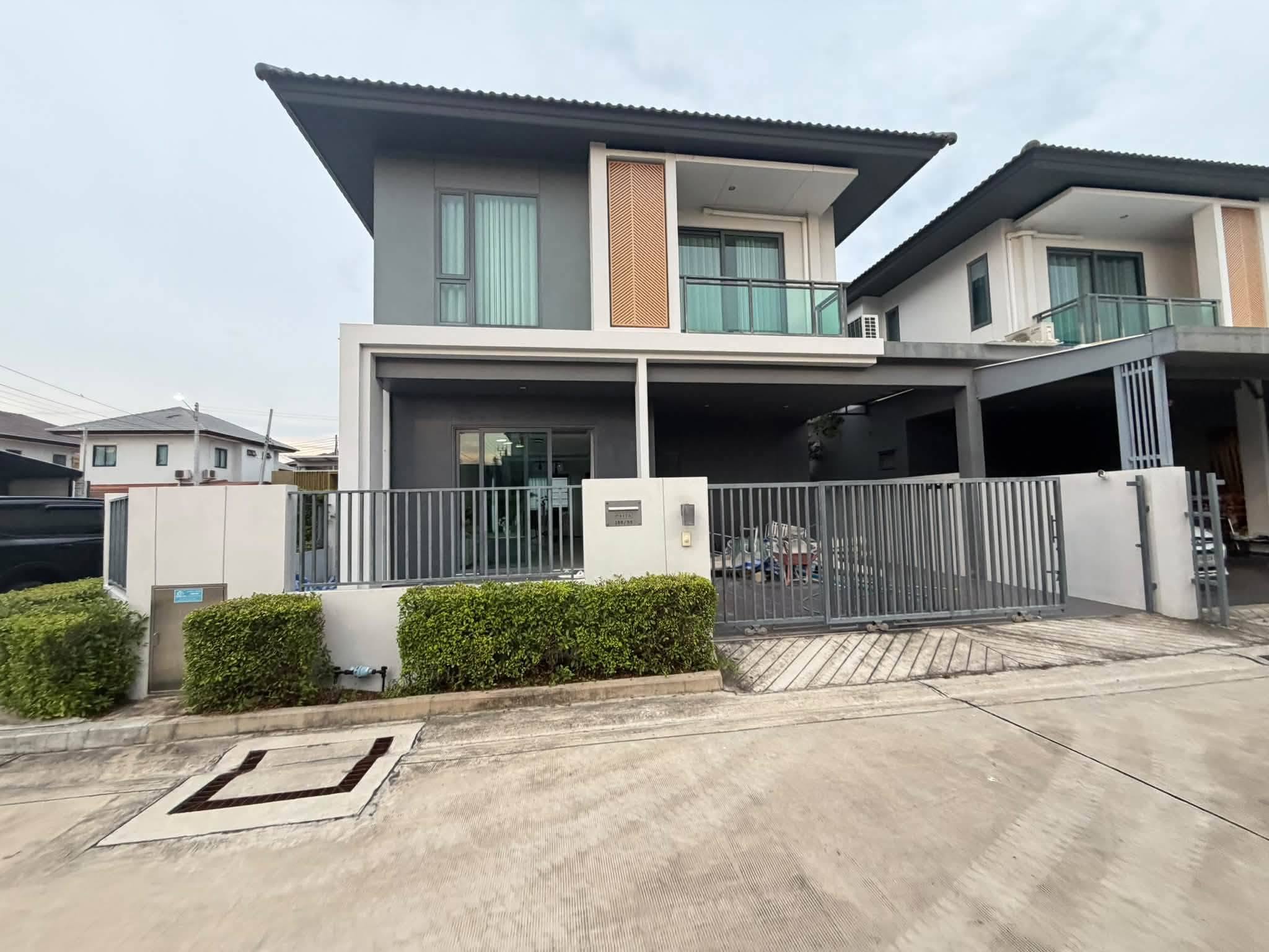 一戸建て · 3ベッドルーム · 250 m² · Bang Lamung