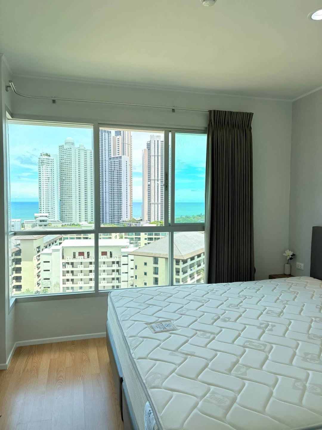 Condo · 42 m² · Wongamat