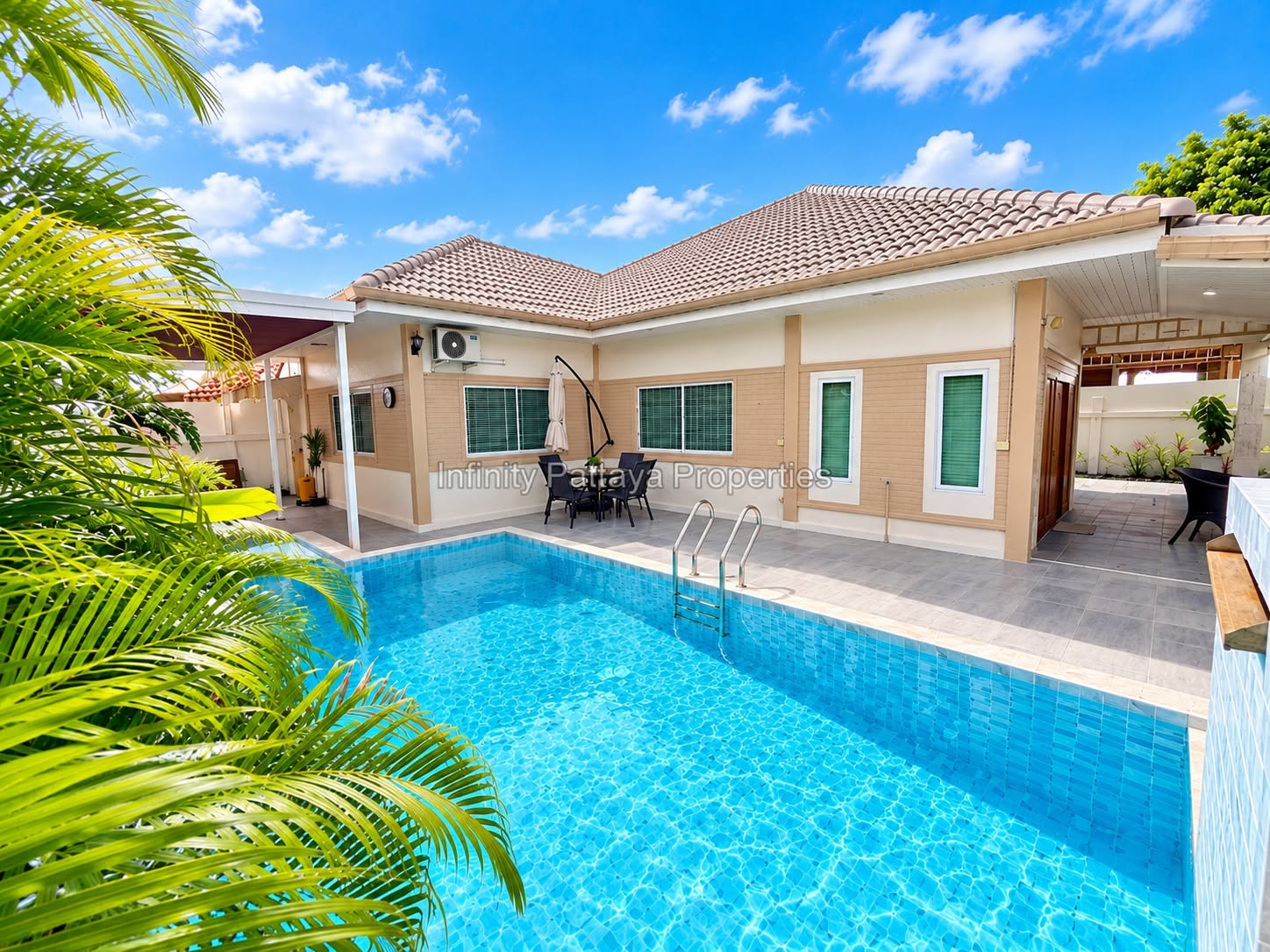 Maison · 3 ch. · 200 m² · Nong Mai Kaen