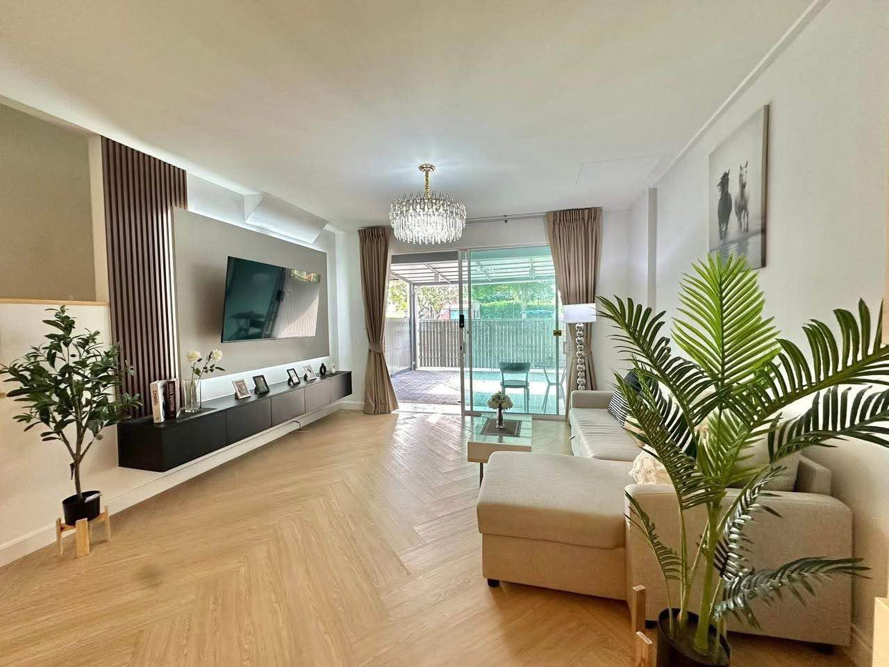 タウンハウス · 3ベッドルーム · 72 m² · East Pattaya