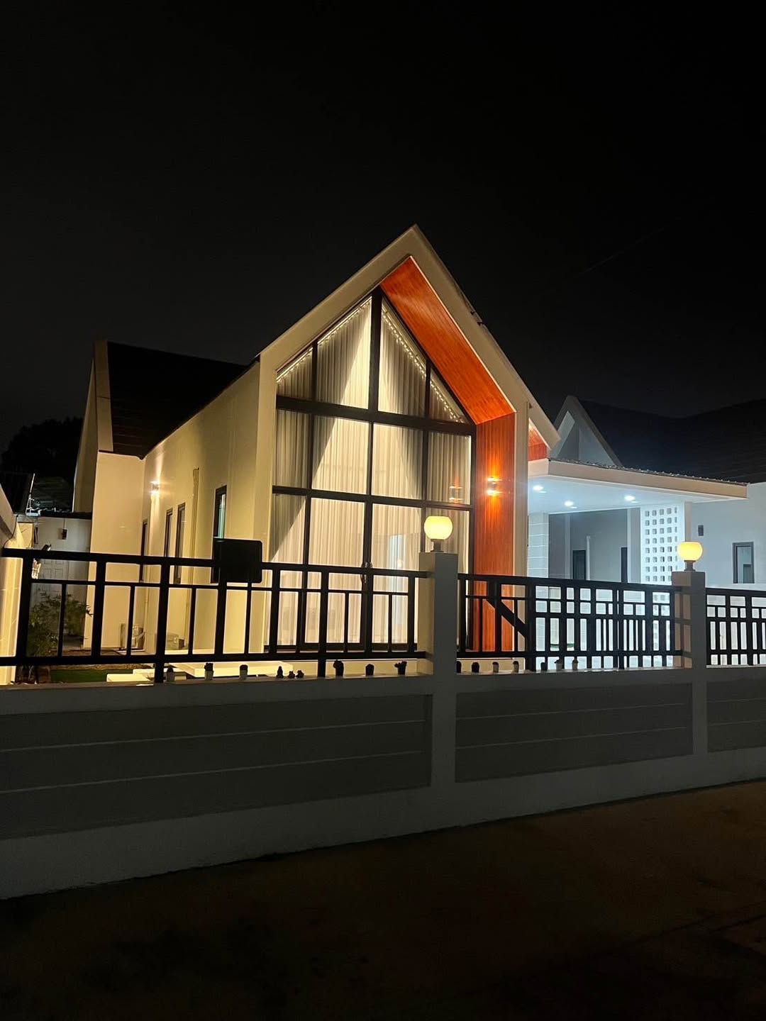 House · 3 bed · Na Kluea