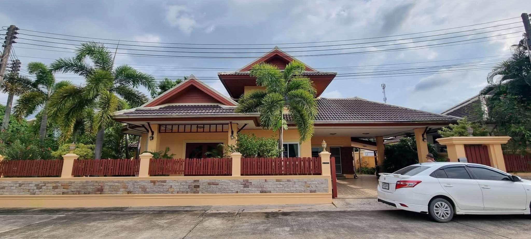 一戸建て · 3ベッドルーム · 200 m² · Nong Pla Lai