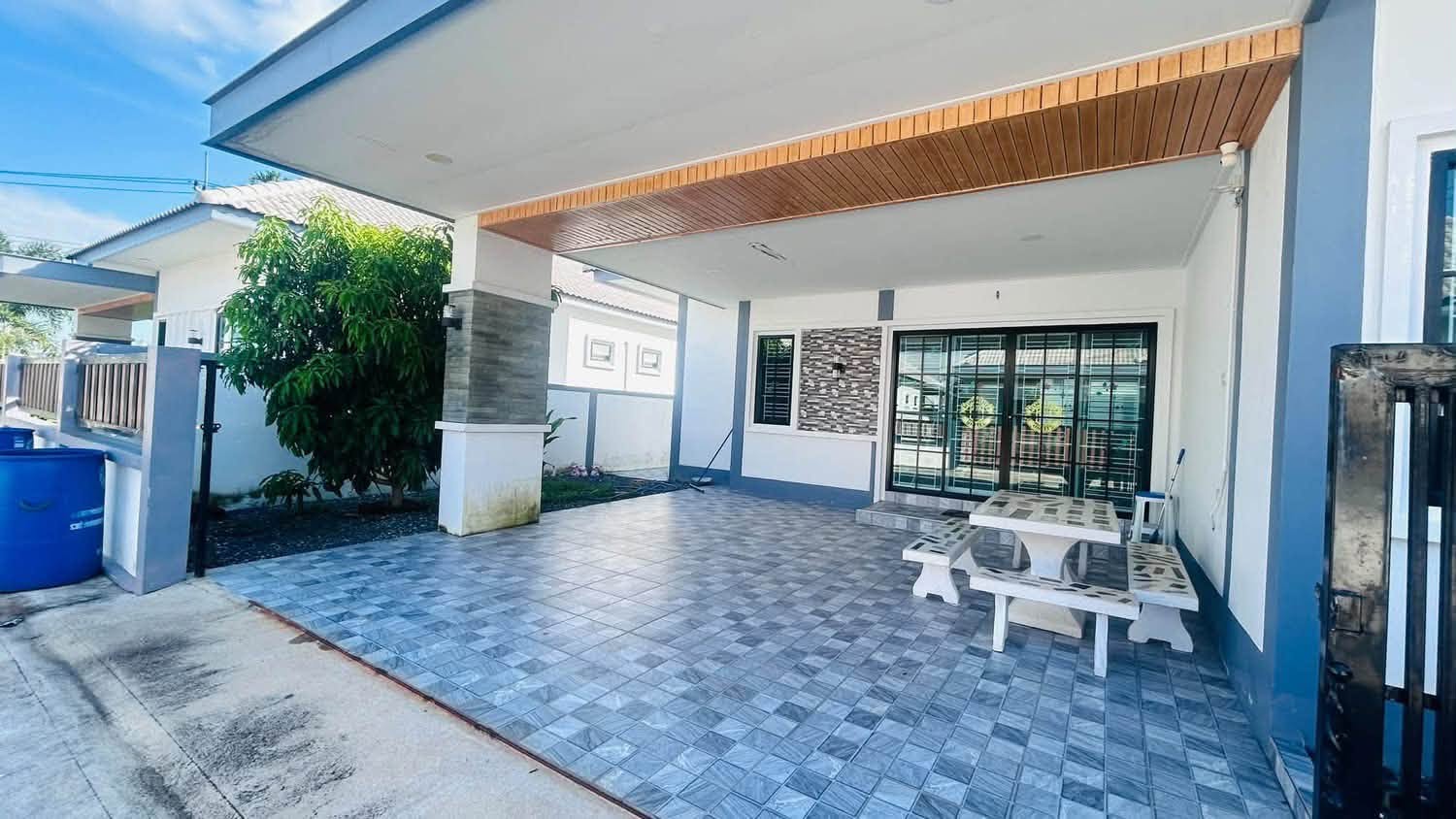 House · 3 bed · Mabprachan