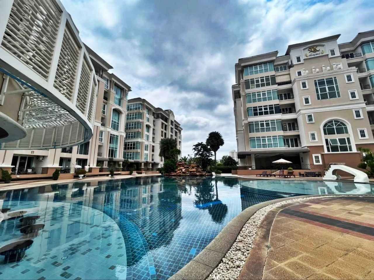 Condo · 2 bed · 120 m² · Central Pattaya