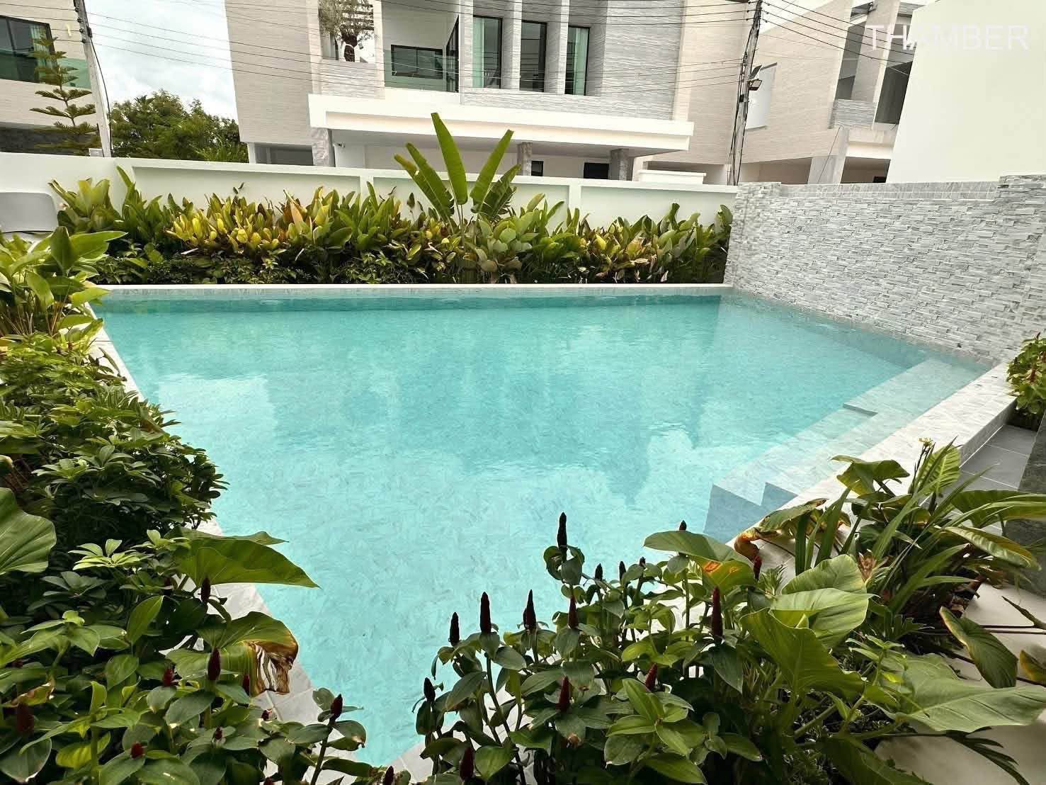मकान · 5 बेडरूम · 425 m² · Huay Yai