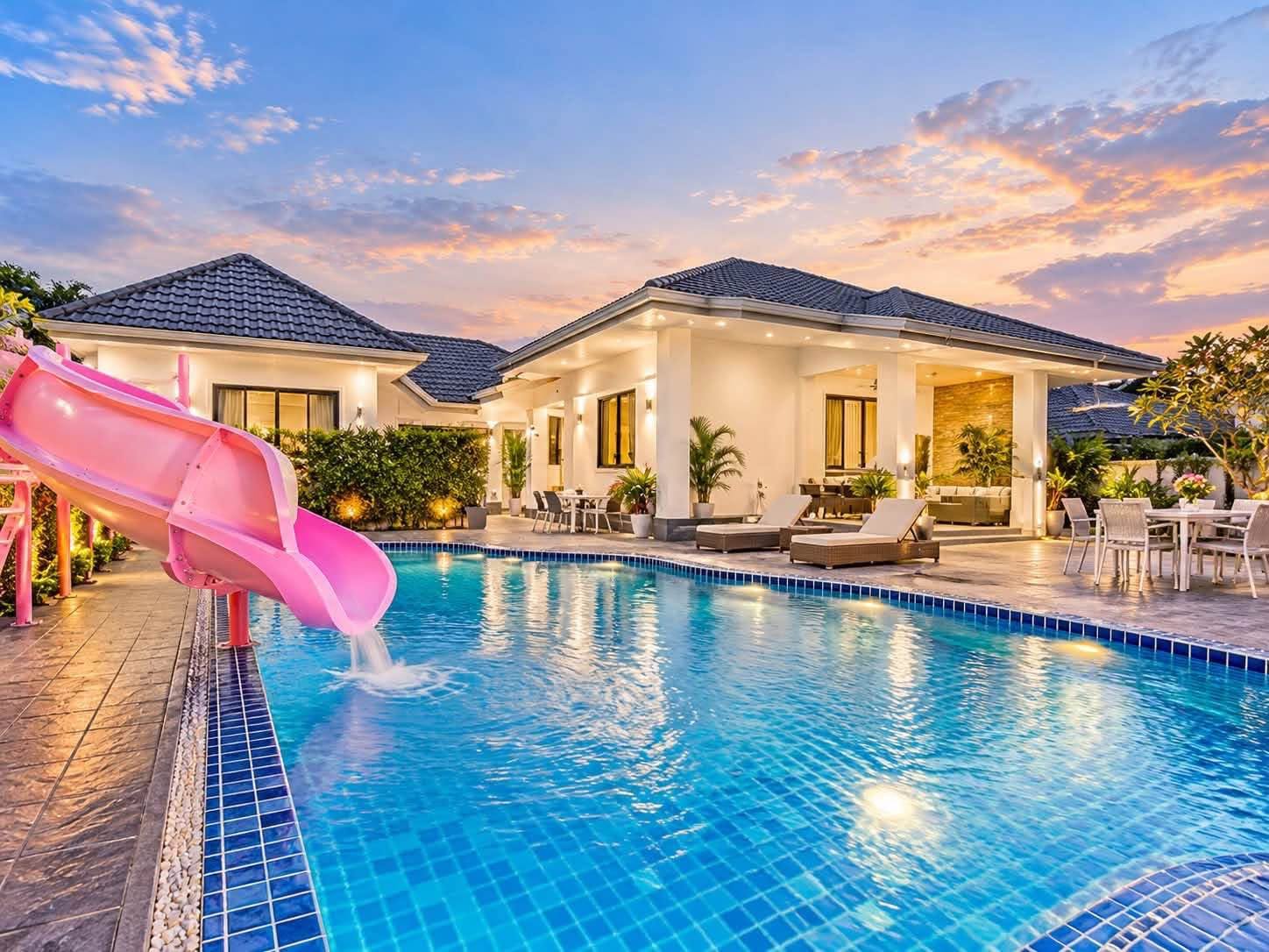 Villa · 4 bed · Jomtien