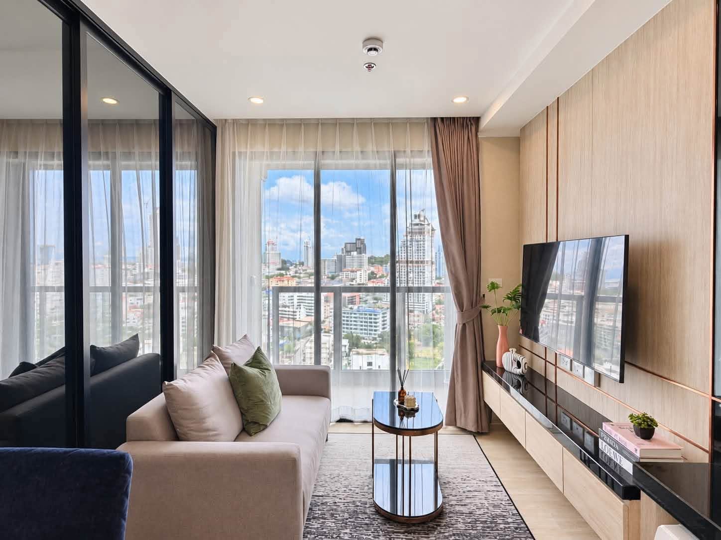 Condo · 1 bed · 33 m² · Pratumnak