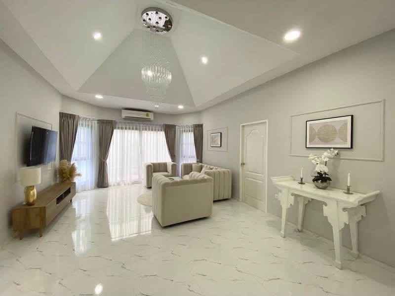 House · 3 bed · 384 m² · Mabprachan