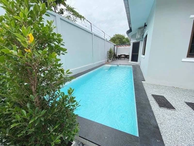 一戸建て · 3ベッドルーム · 384 m² · Mabprachan