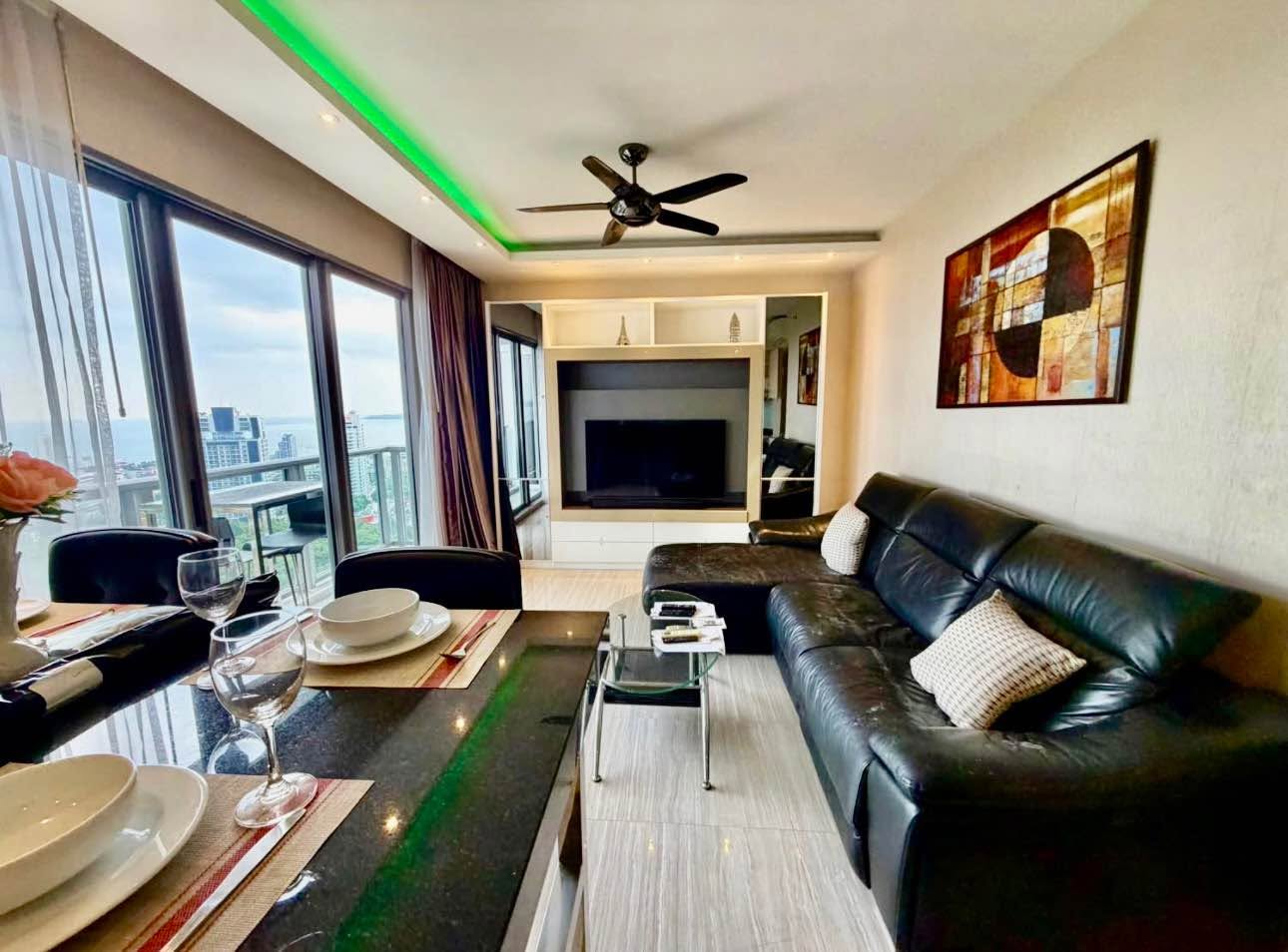 Condo · 2 bed · 63 m² · Pratumnak