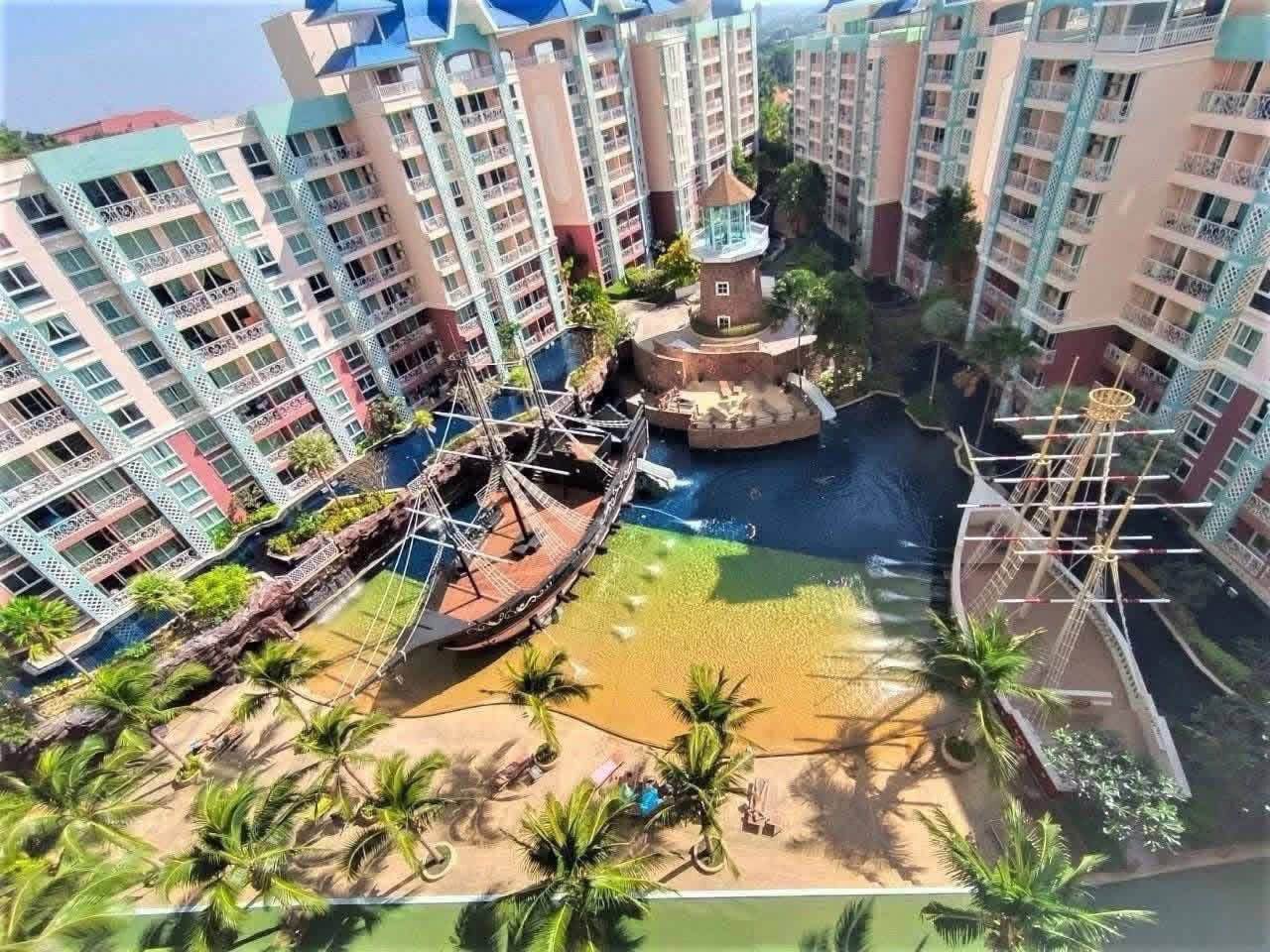 Condo · 1 bed · 37 m² · Pratumnak