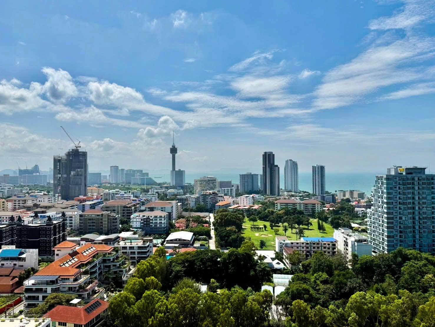 Condo · 1 bed · 47 m² · Pratumnak