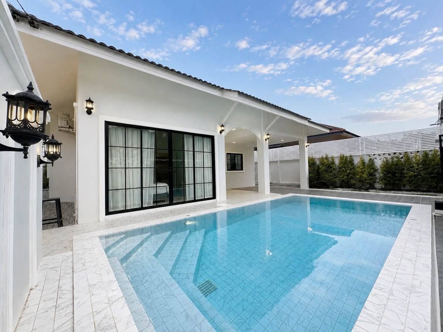 Villa · 3 ch. · 300 m² · East Pattaya