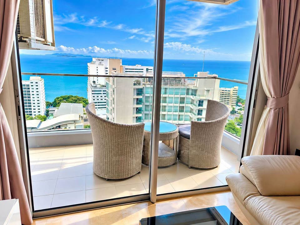 Condo · 48 m² · Pratumnak