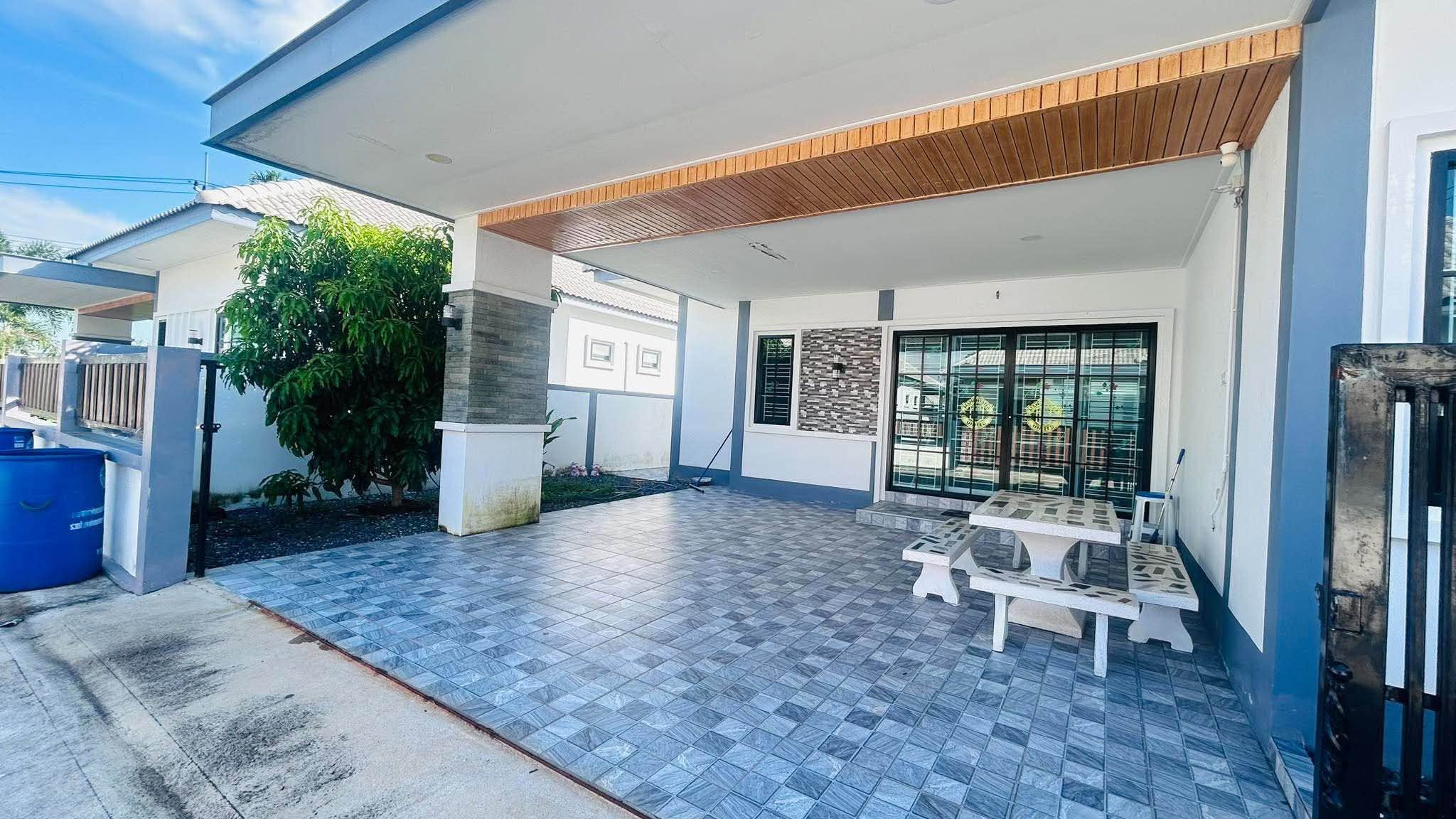 House · 3 bed · Mabprachan