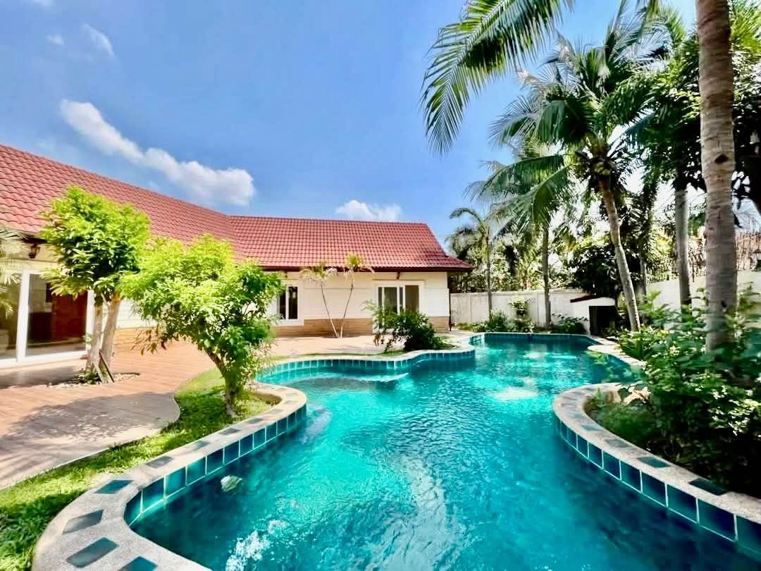 ヴィラ · 4ベッドルーム · East Pattaya