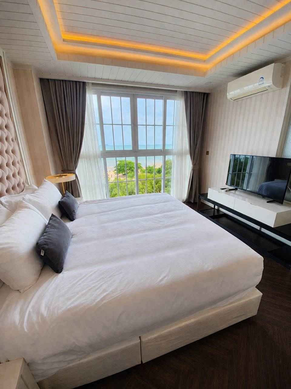 Condo · 1 bed · 60 m² · Na Jomtien